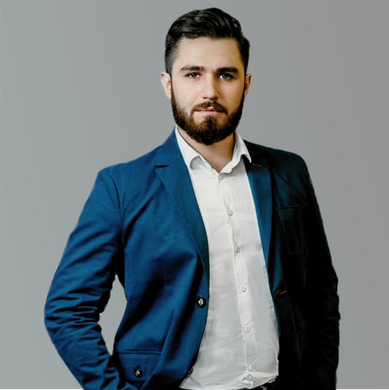 Константин Смирнов